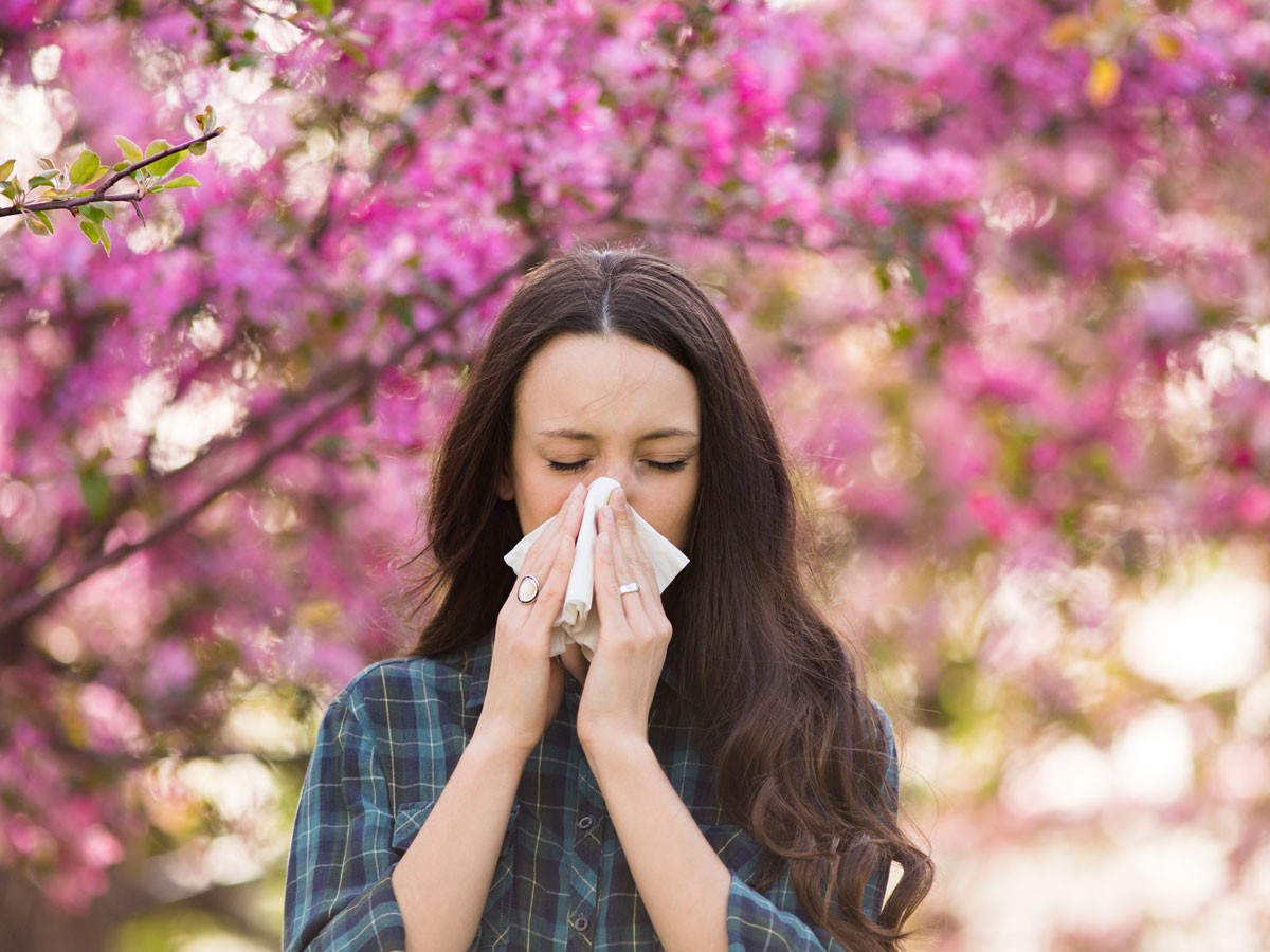 10 wskazówek, jak zapobiegać alergii na pyłki